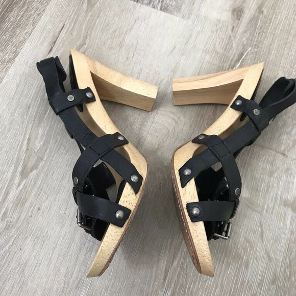 Frye Black Dolly Buckle Wood Clog Heels 8 - Picture 1 of 5